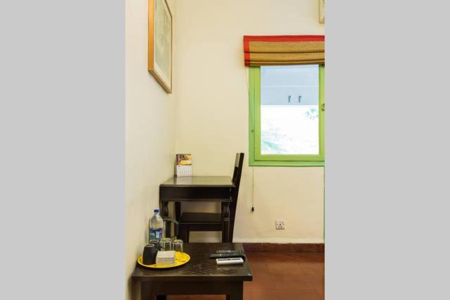 G 49 Bed & Breakfast Nuova Delhi Esterno foto