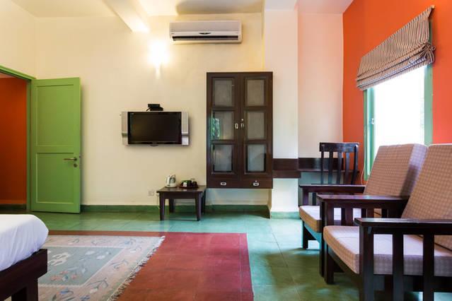 G 49 Bed & Breakfast Nuova Delhi Esterno foto