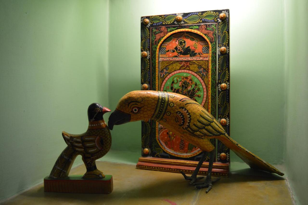 G 49 Bed & Breakfast Nuova Delhi Esterno foto